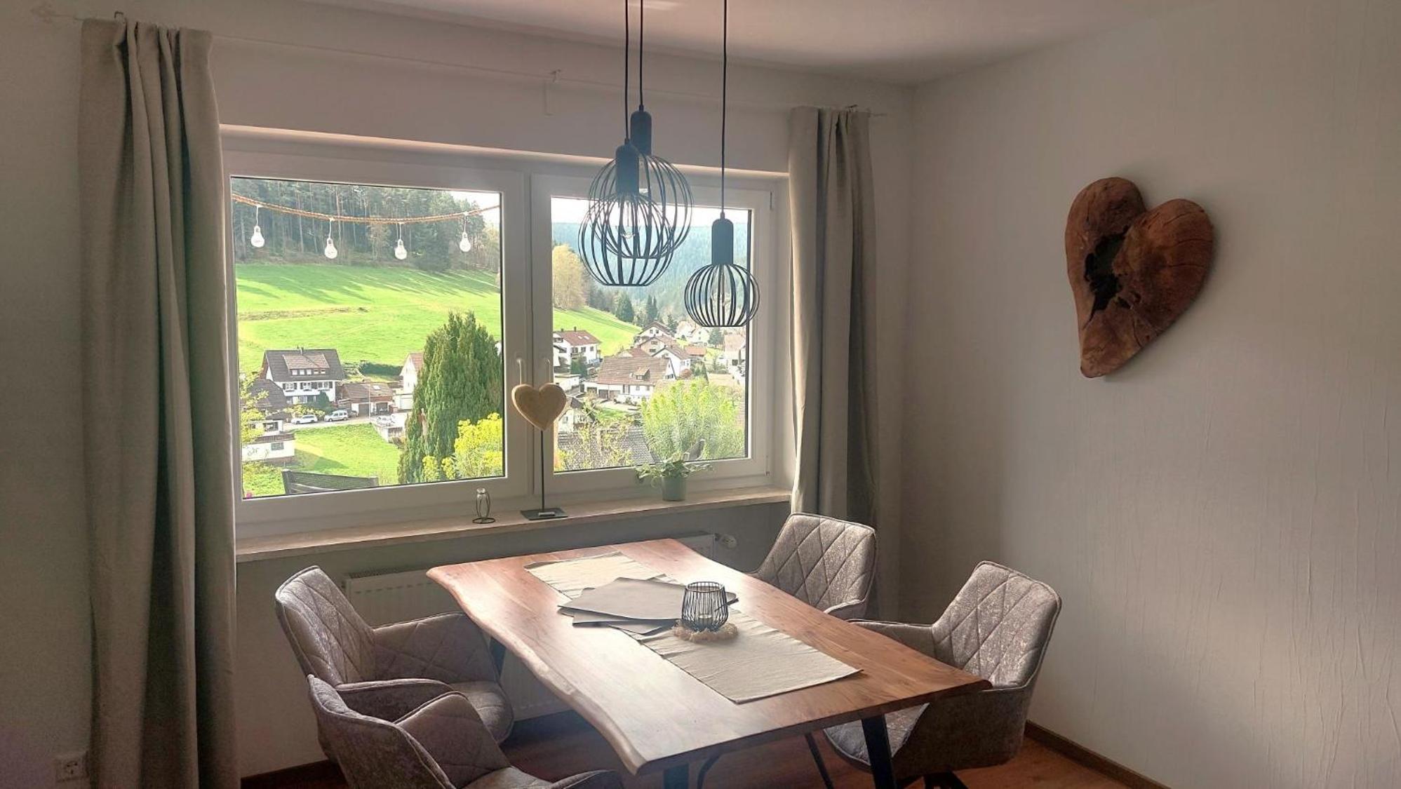 Schoene Zeiten Ferienwohnung, 80Qm Baiersbronn Kültér fotó